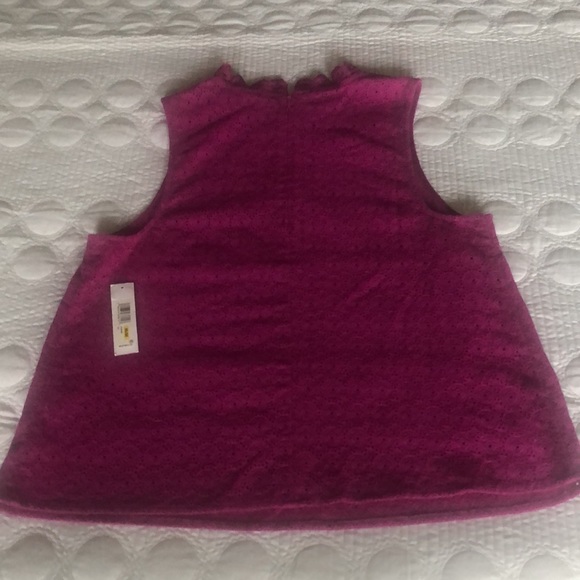 New sleeveless top! - Picture 4 of 8